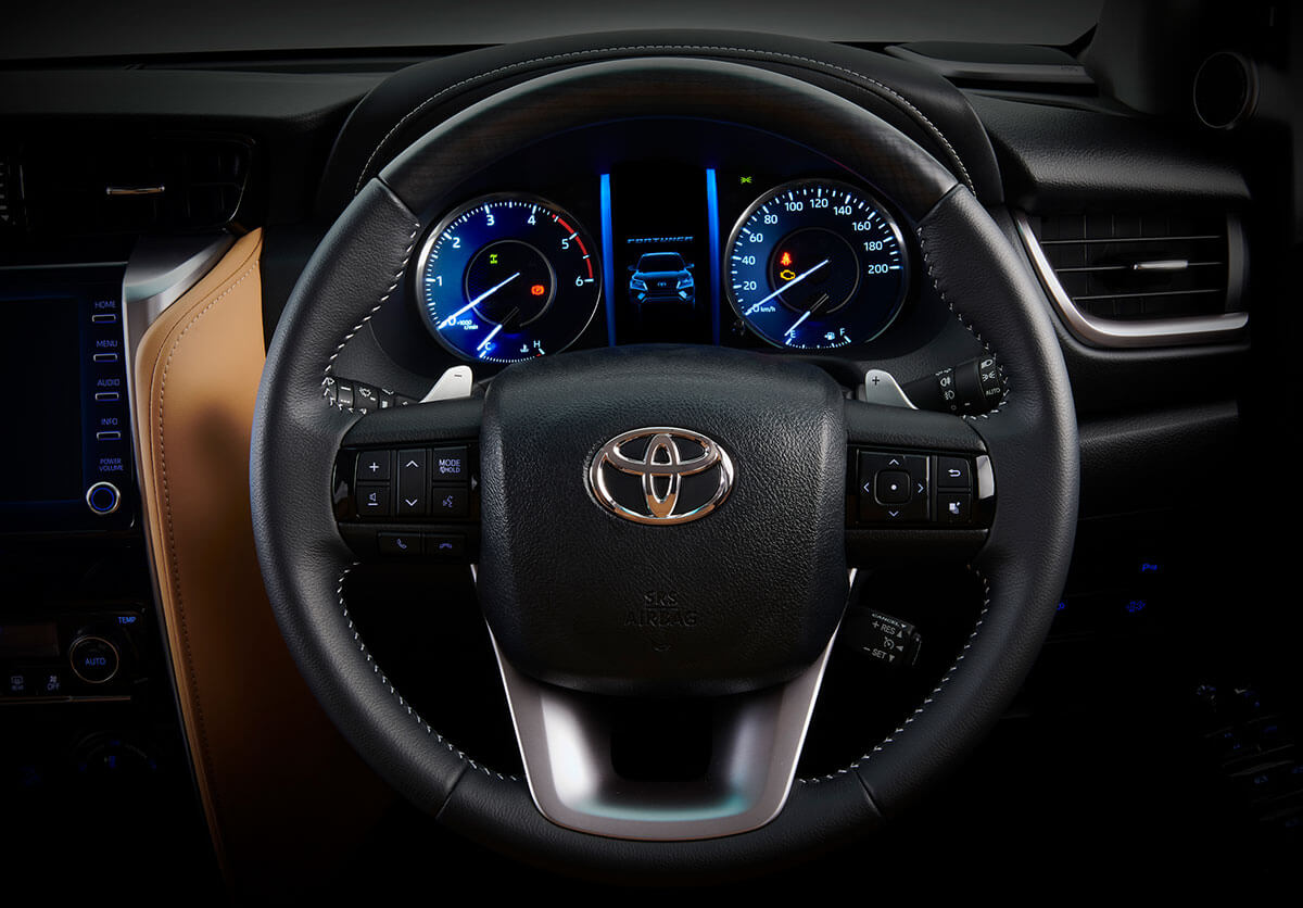 Toyota Fortuner Power Steering with VFC & Paddleshifters