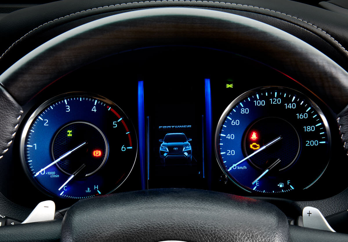 Toyota Fortuner  Cool Blue Combimeter Theme